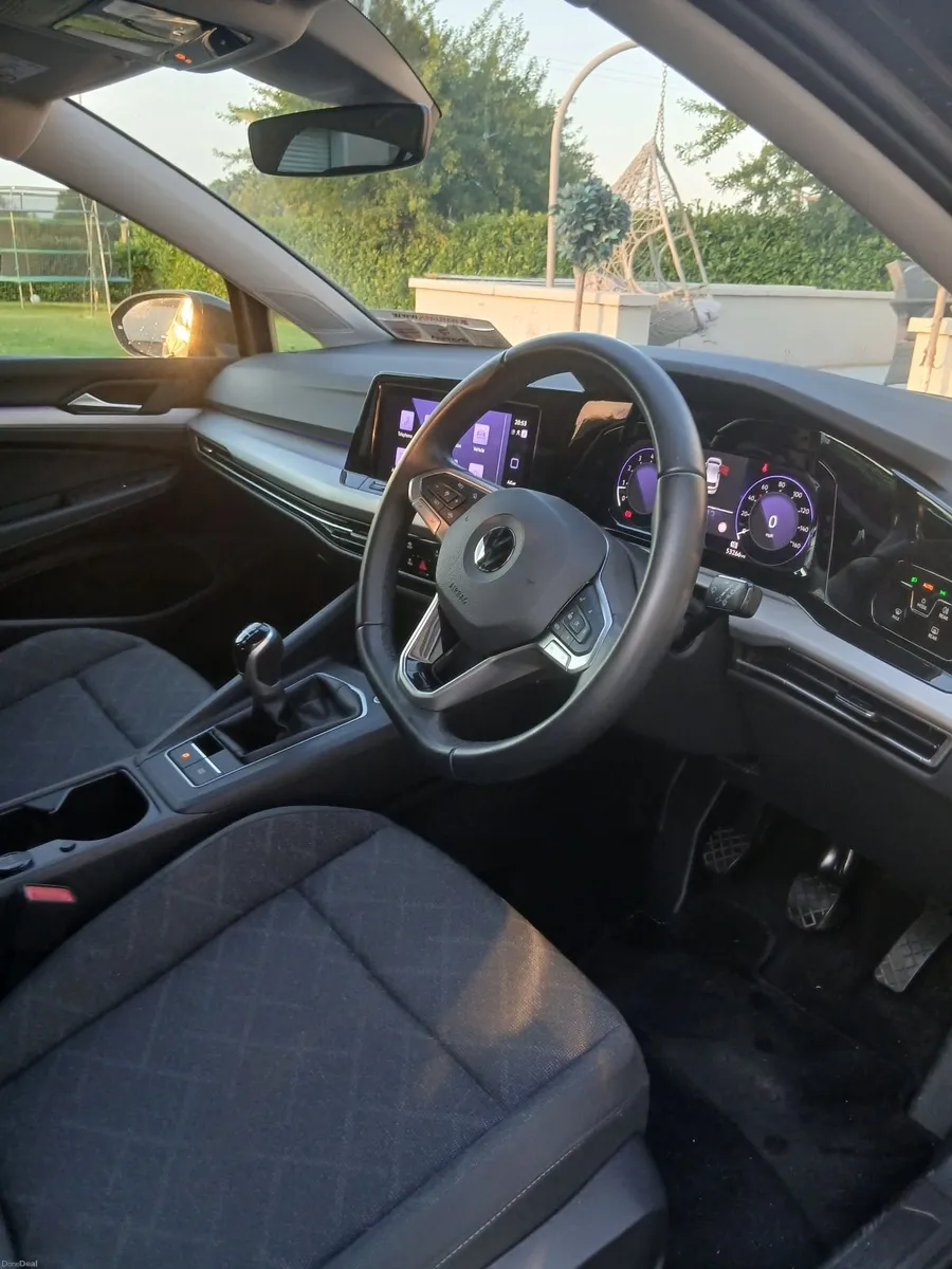 Volkswagen Golf 2022 - Image 3