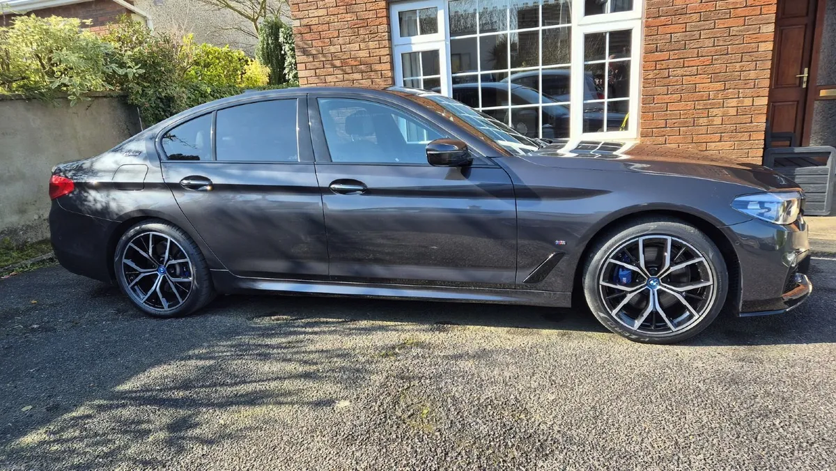BMW 530E M-Sport PHEV High Spec. - Image 2