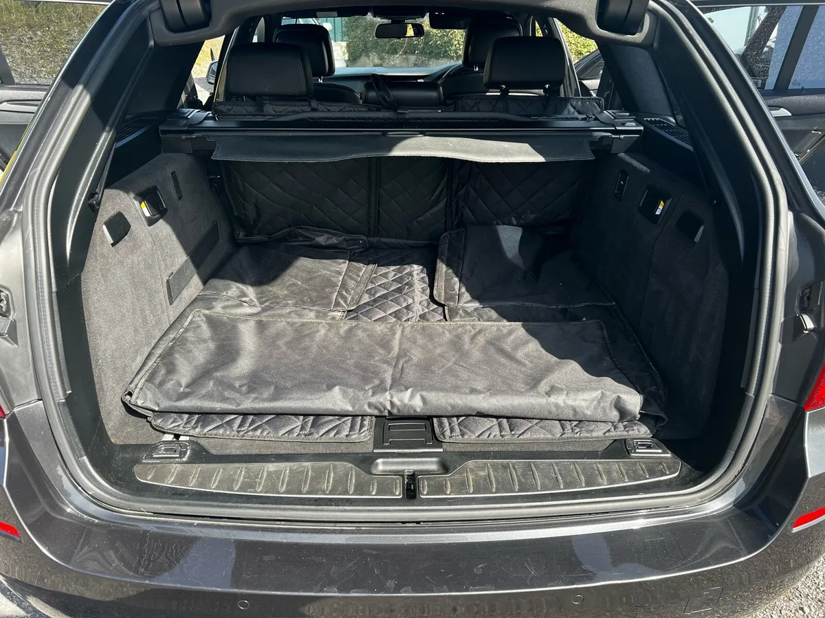 BMW 520D SE Manual Touring - Image 4