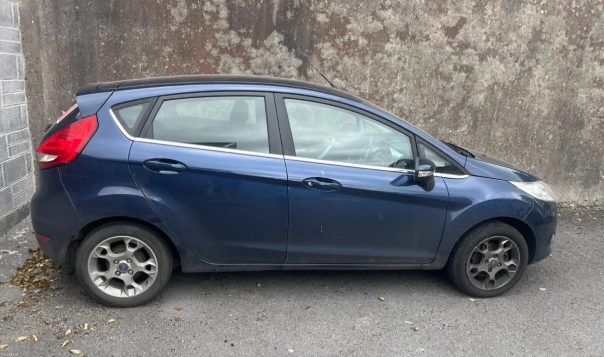 Ford Fiesta 2011 - Image 3