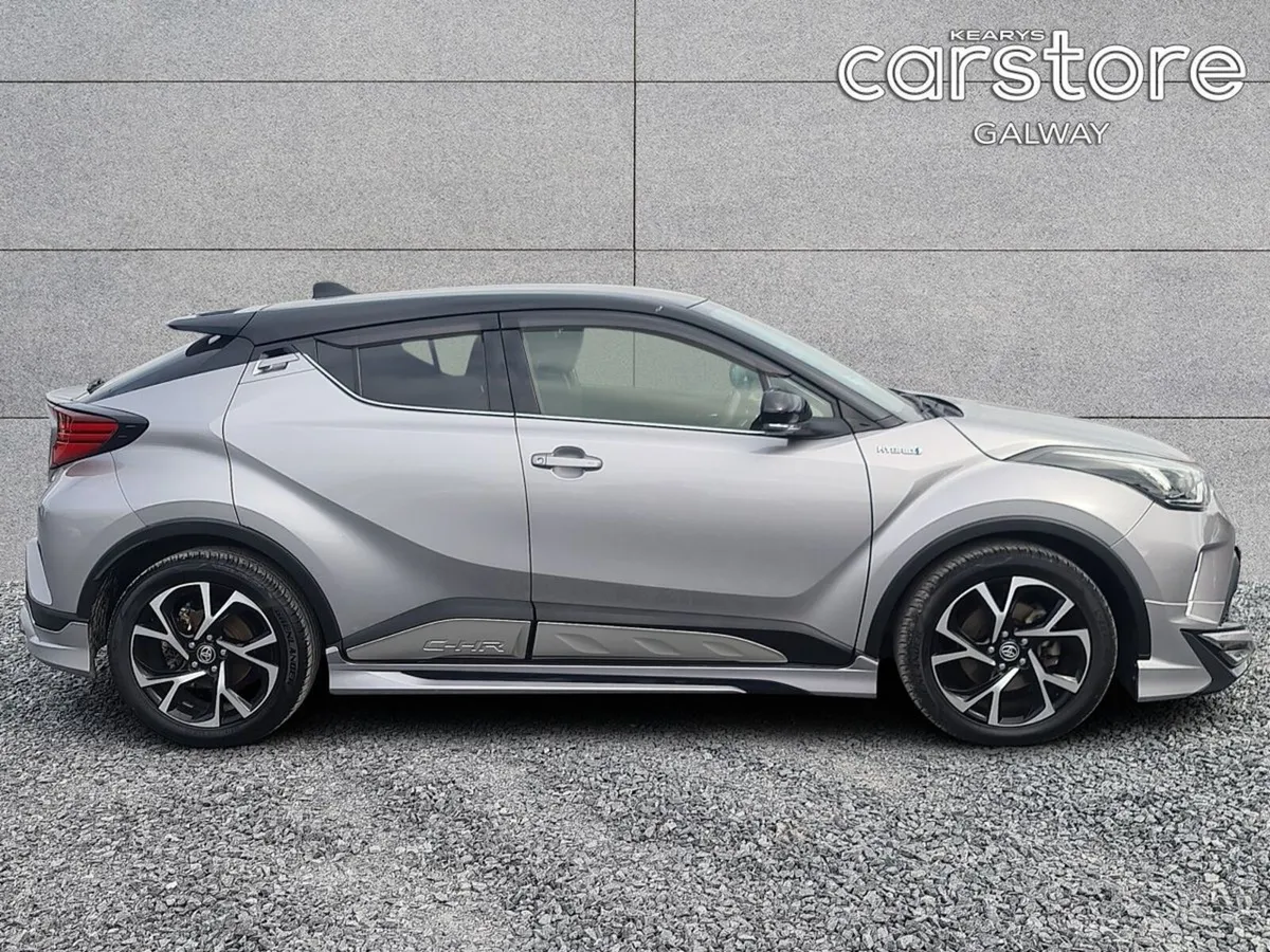 Toyota C-HR 1.8 Hybrid G - Image 2