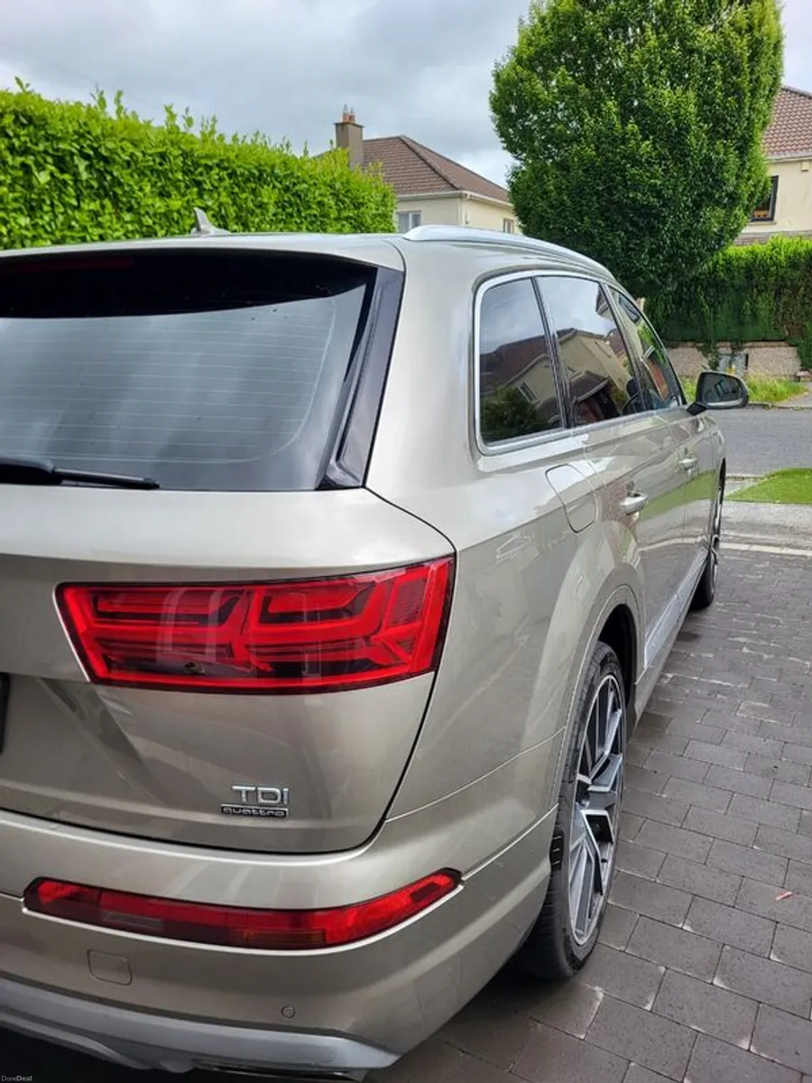 2015 Audi Q7 - Image 3