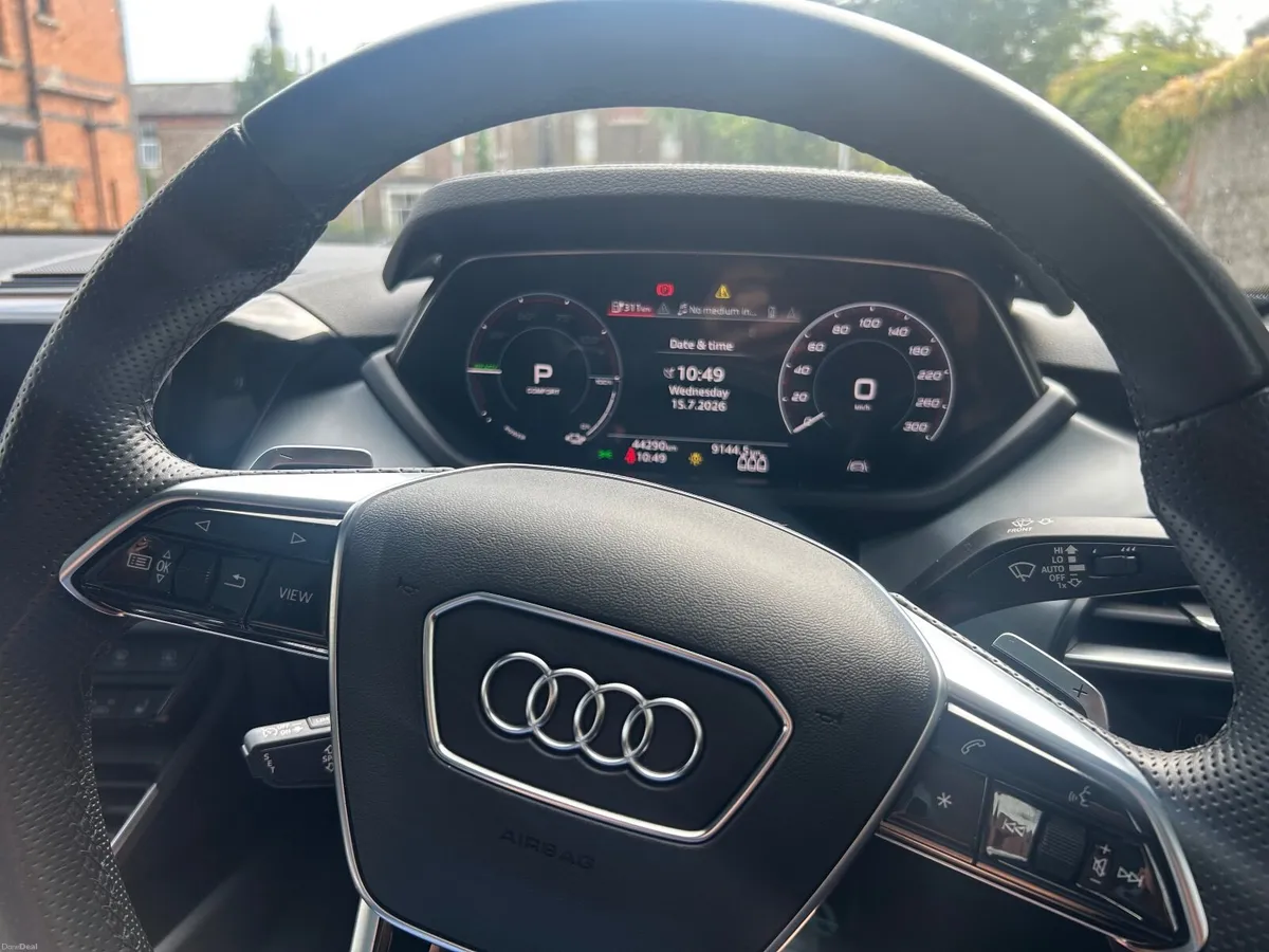 Audi e-tron GT 2023 Quattro 530 ps , - Image 3