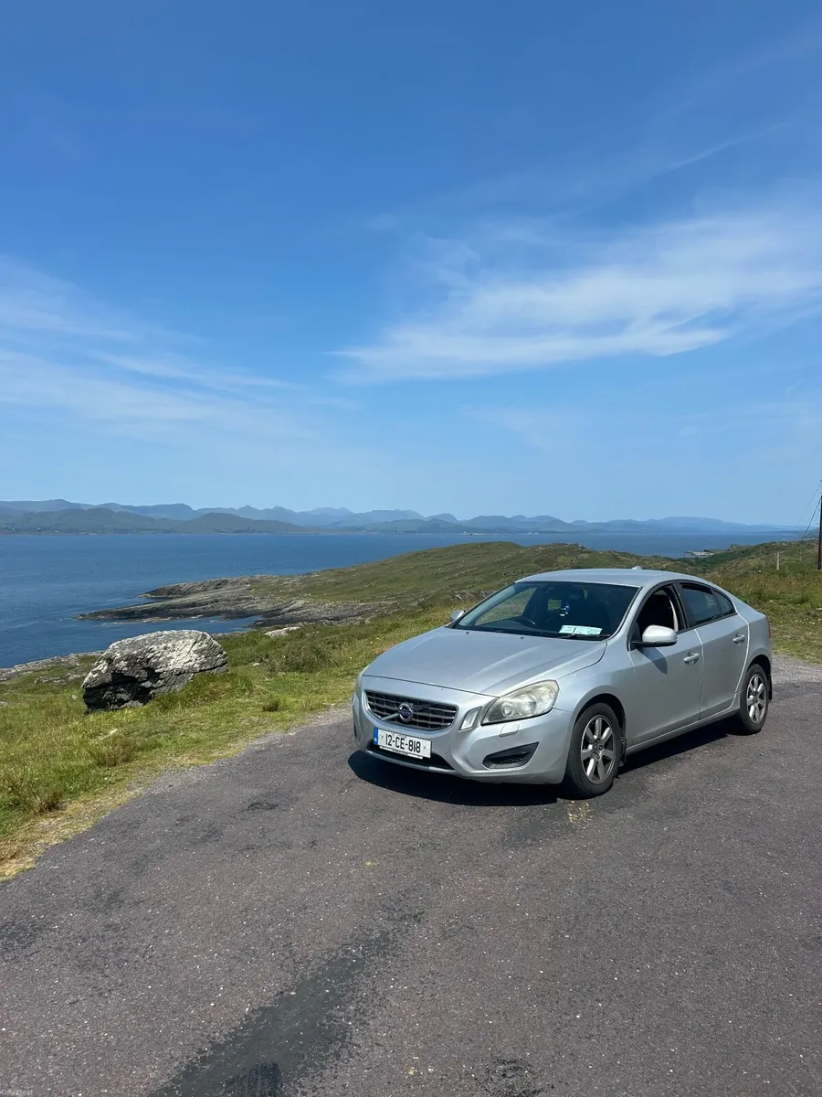Volvo S60 2012 - Image 1