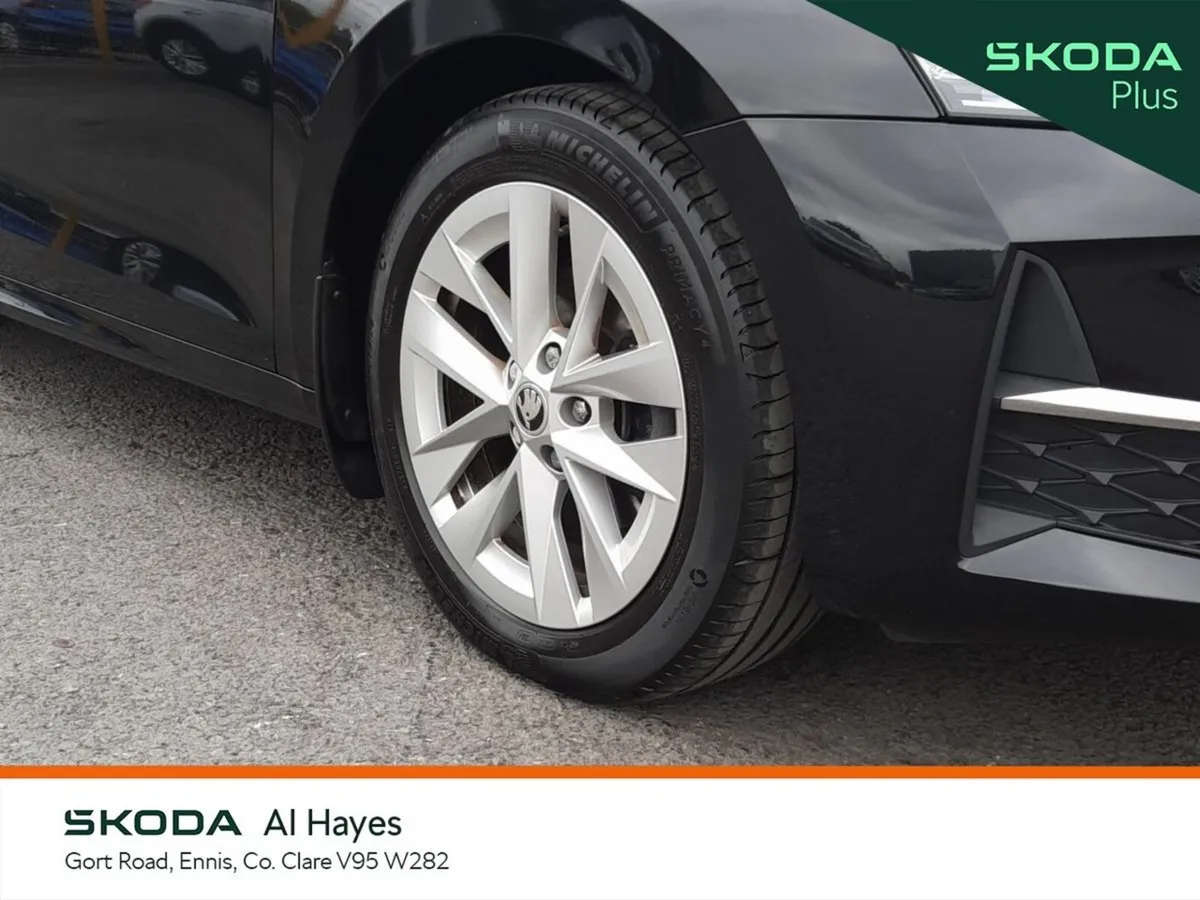 Skoda Octavia **TINY MILEAGE**SELECTION MODE 2.0 T - Image 6