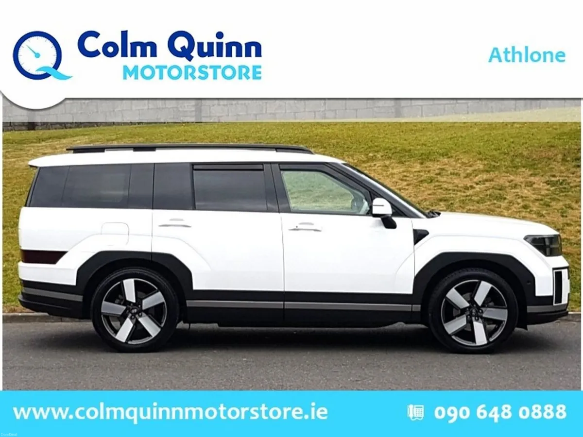 Hyundai Santa Fe Premium 1.6 PHEV 4WD - 1 Owner Fr - Image 2