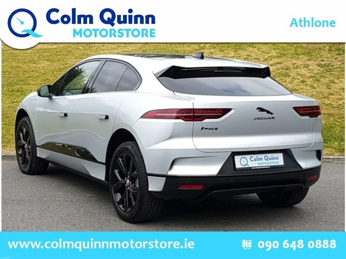 Jaguar I-Pace EV400 BLACK EDITION - Automatic - Image 3