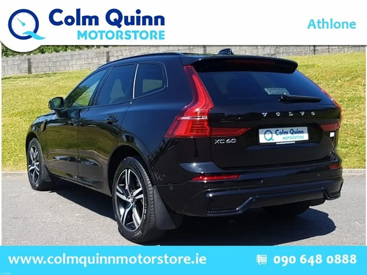 Volvo XC60 T6 Recharge Plus - Dark Theme AWD - PHE - Image 3