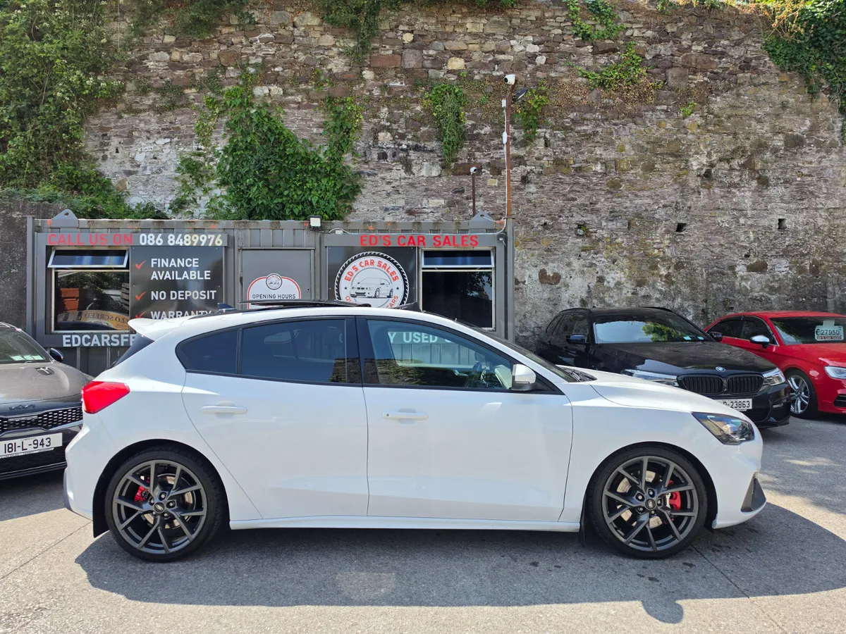 Ford Focus ST3 2.0 Diesel 190 Bhp Manual 2022 - Image 3