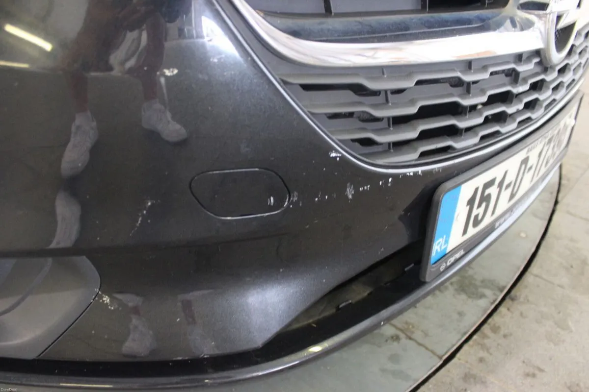 Opel Corsa 1.4i petrol 90hp Excite - TENDER 5 - Image 3