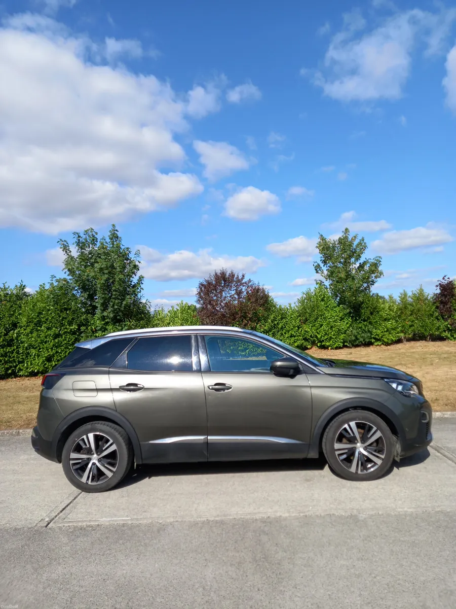 2019 Peugeot 3008 1.5 Diesel - Image 2