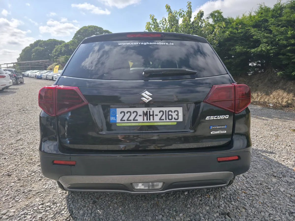 2022 Suzuki Vitara HV - Image 4
