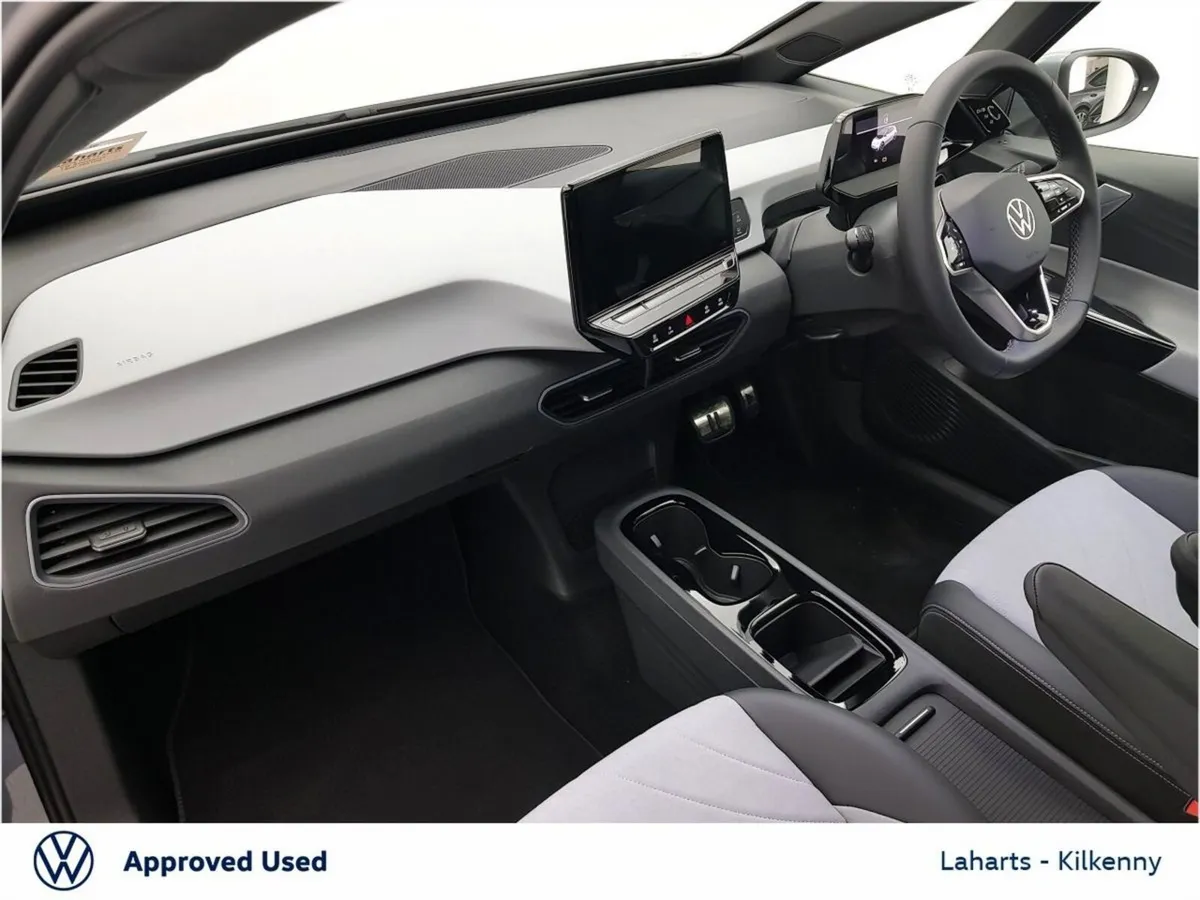 Volkswagen ID.3 LIFE DX 58KWH 204HP PRO PERFORMANC - Image 4