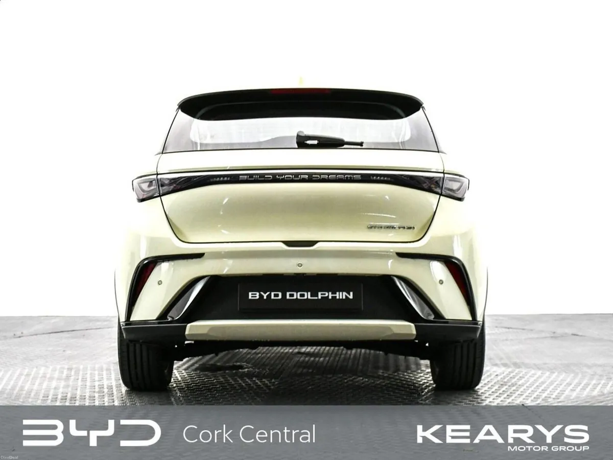 BYD DOLPHIN Design 204 Electric 60.48kWh Auto - Image 2