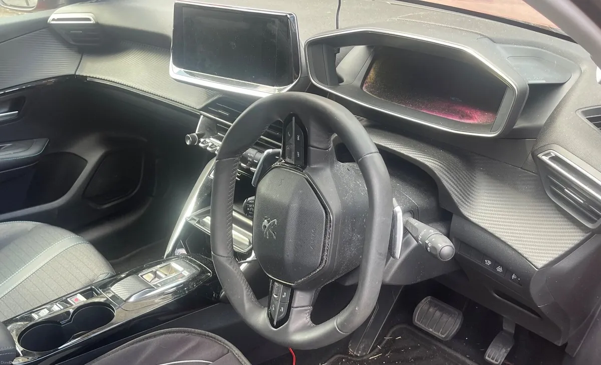 Peugeot 208 2022 - Image 2