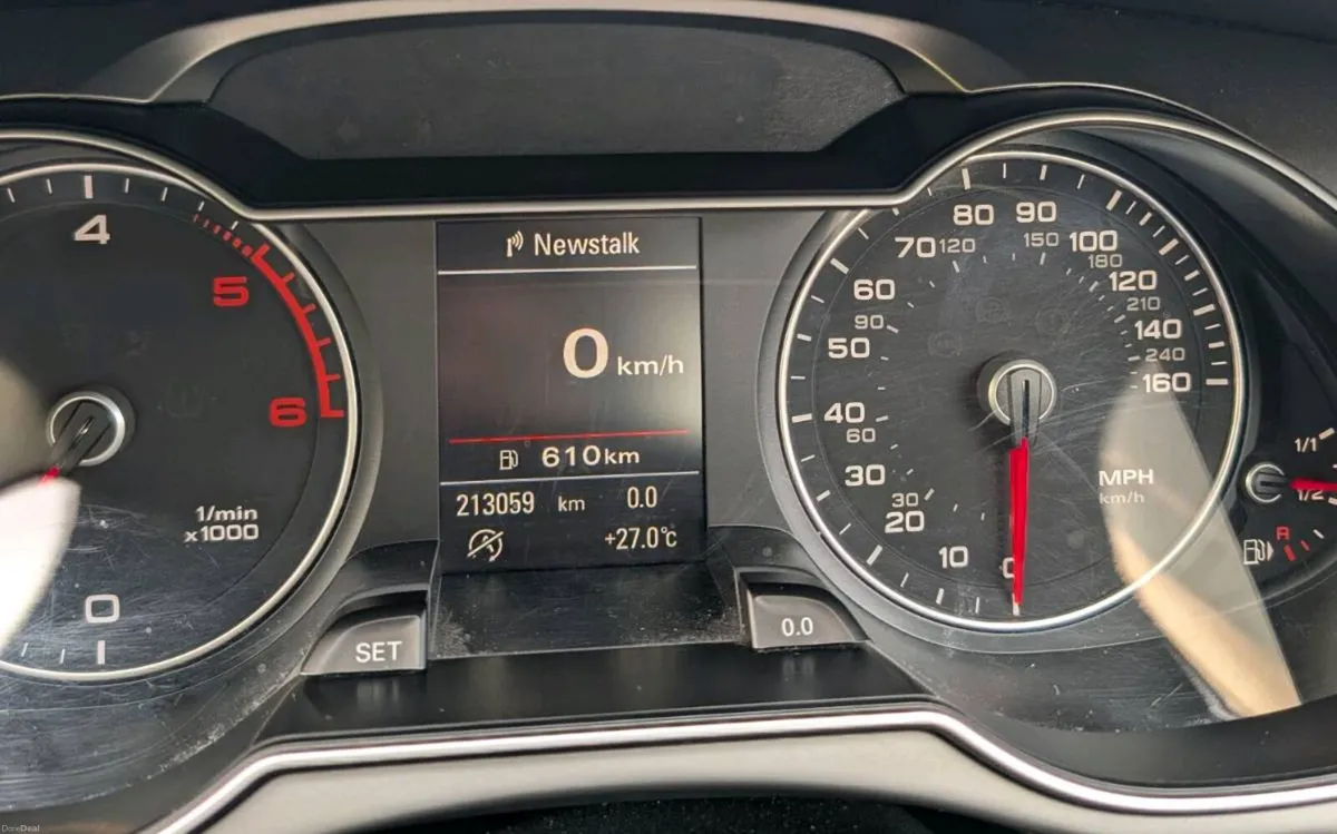 Audi A4 2013 - Image 4