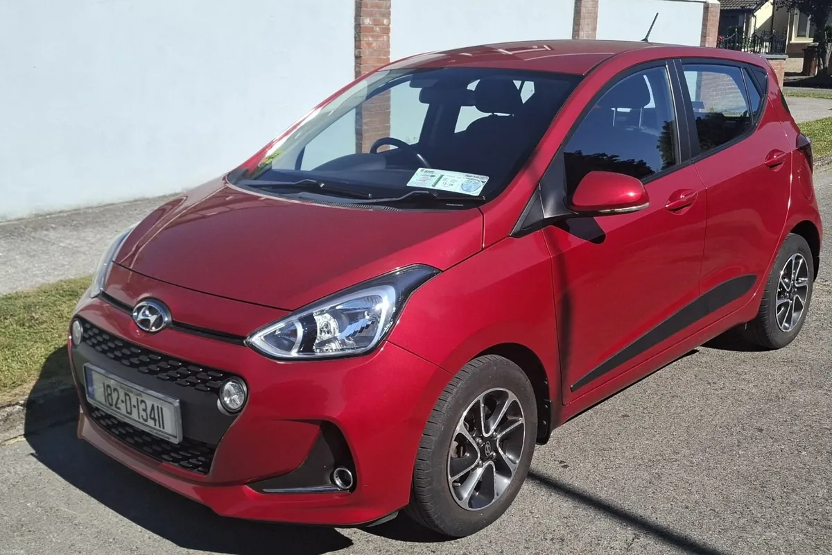 Hyundai i10 DeLuxe 2018 - Image 2