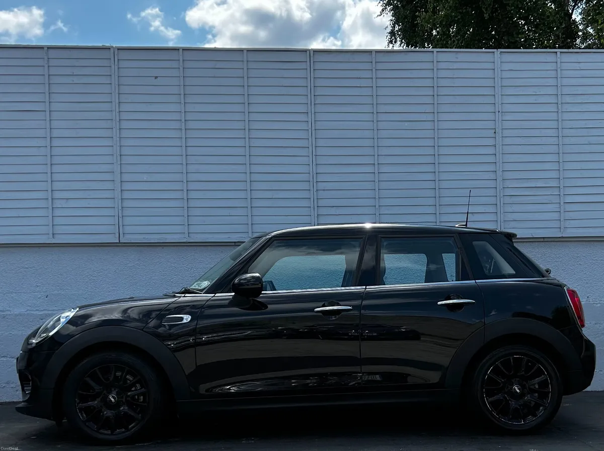 1.5 D AUTO COOPER / LOW KM / FULL HISTORY - Image 5