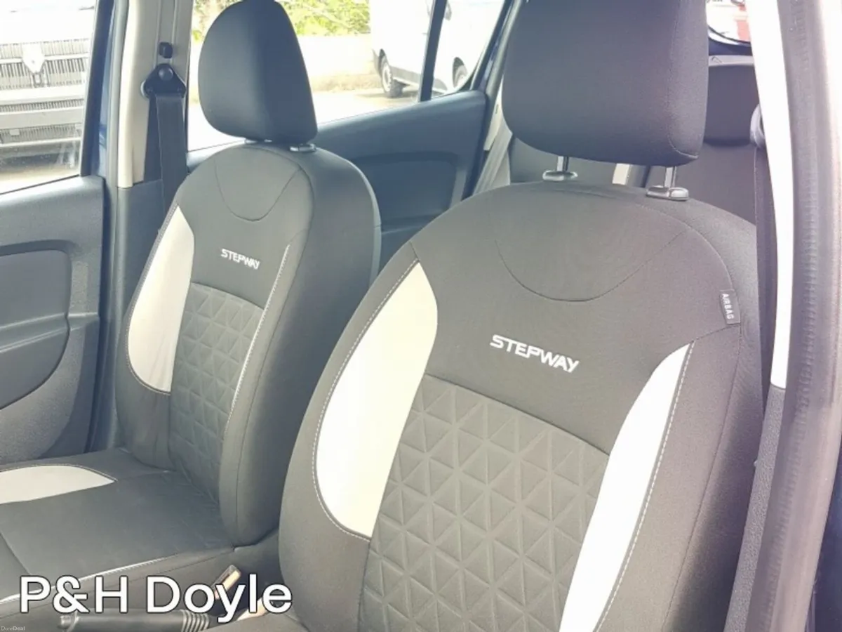 Dacia Sandero Stepway SIGNATURE - Image 4