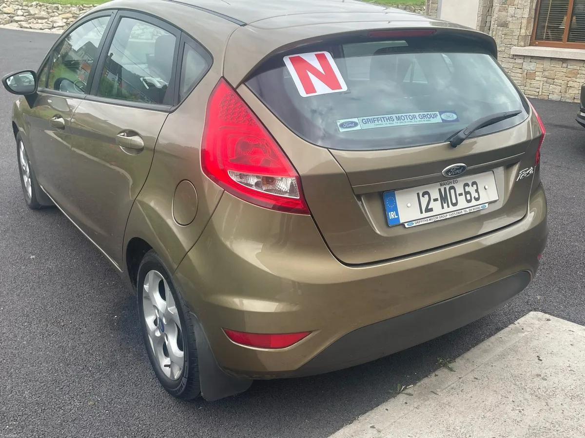 Ford Fiesta Titanium 1.4tdci - Image 2