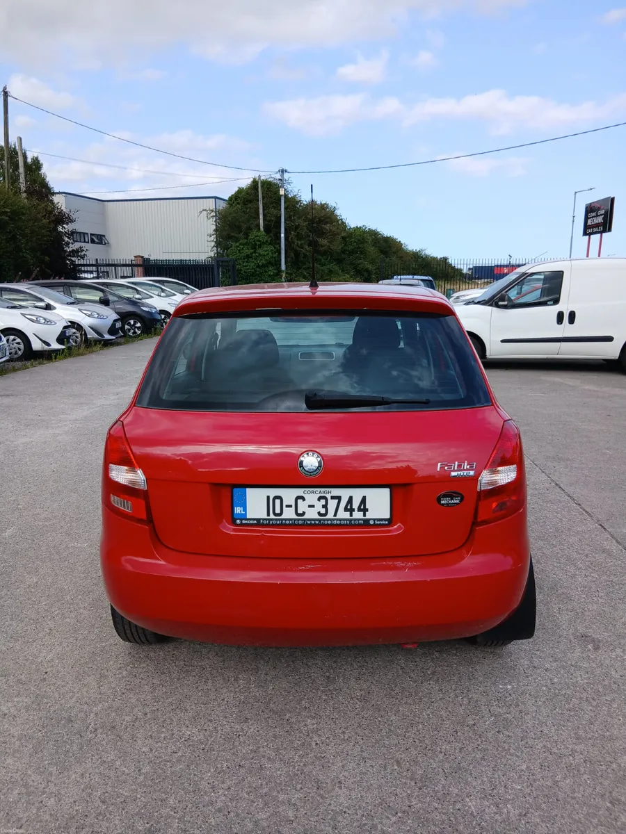 Skoda Fabia 2010 - Image 4