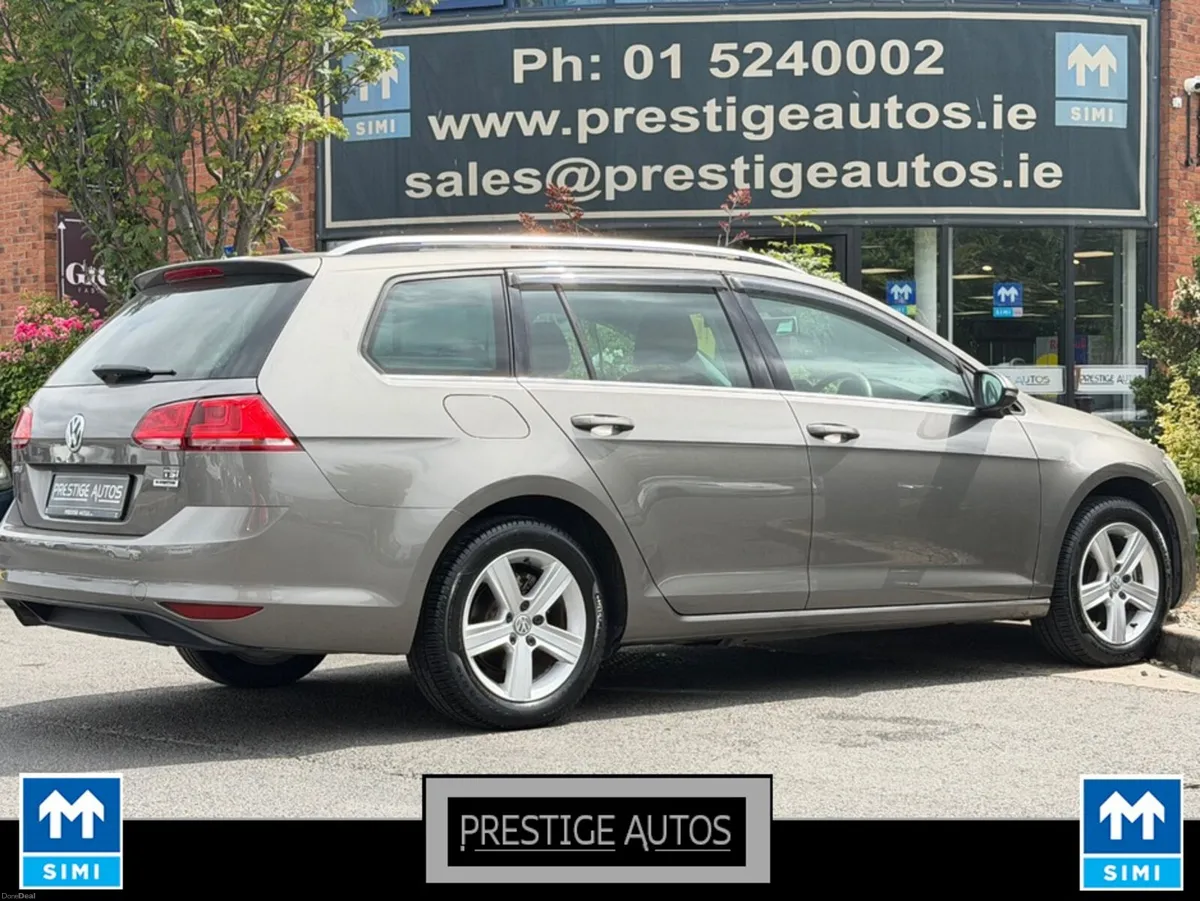 Volkswagen Golf 1.2 PETROL AUTO COMFORT LINE *CAR - Image 4