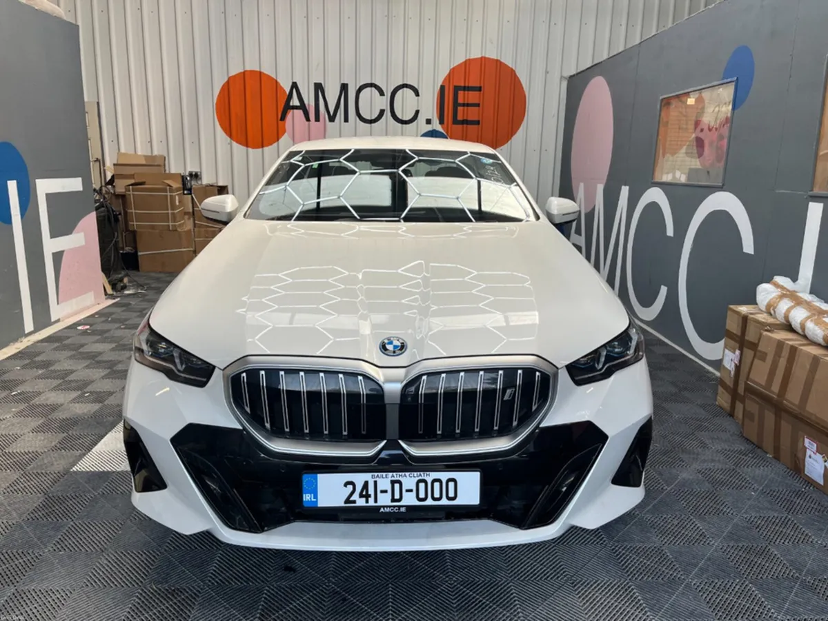 BMW i5 2024 BMW I5 EDRIVE40 M-SPORT AUTOMATIC / CR - Image 6