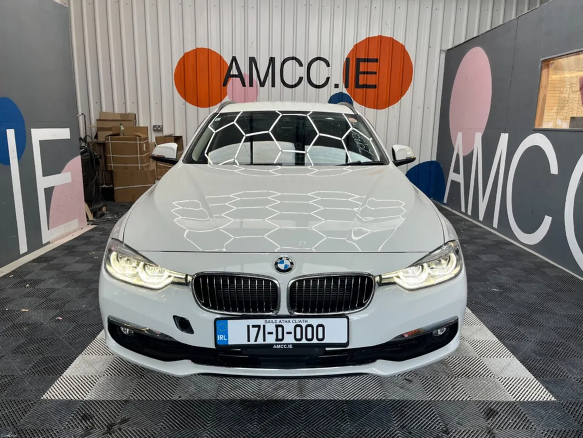 BMW 3-Series 2017 BMW 320D TOURING 2.0 AUTOMATIC / - Image 6
