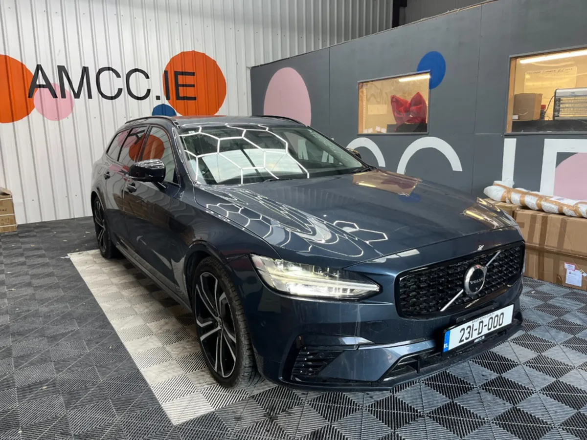 Volvo V90 2023 VOLVO V90 T8 PLUG-IN 2.0 AUTOMATIC - Image 1