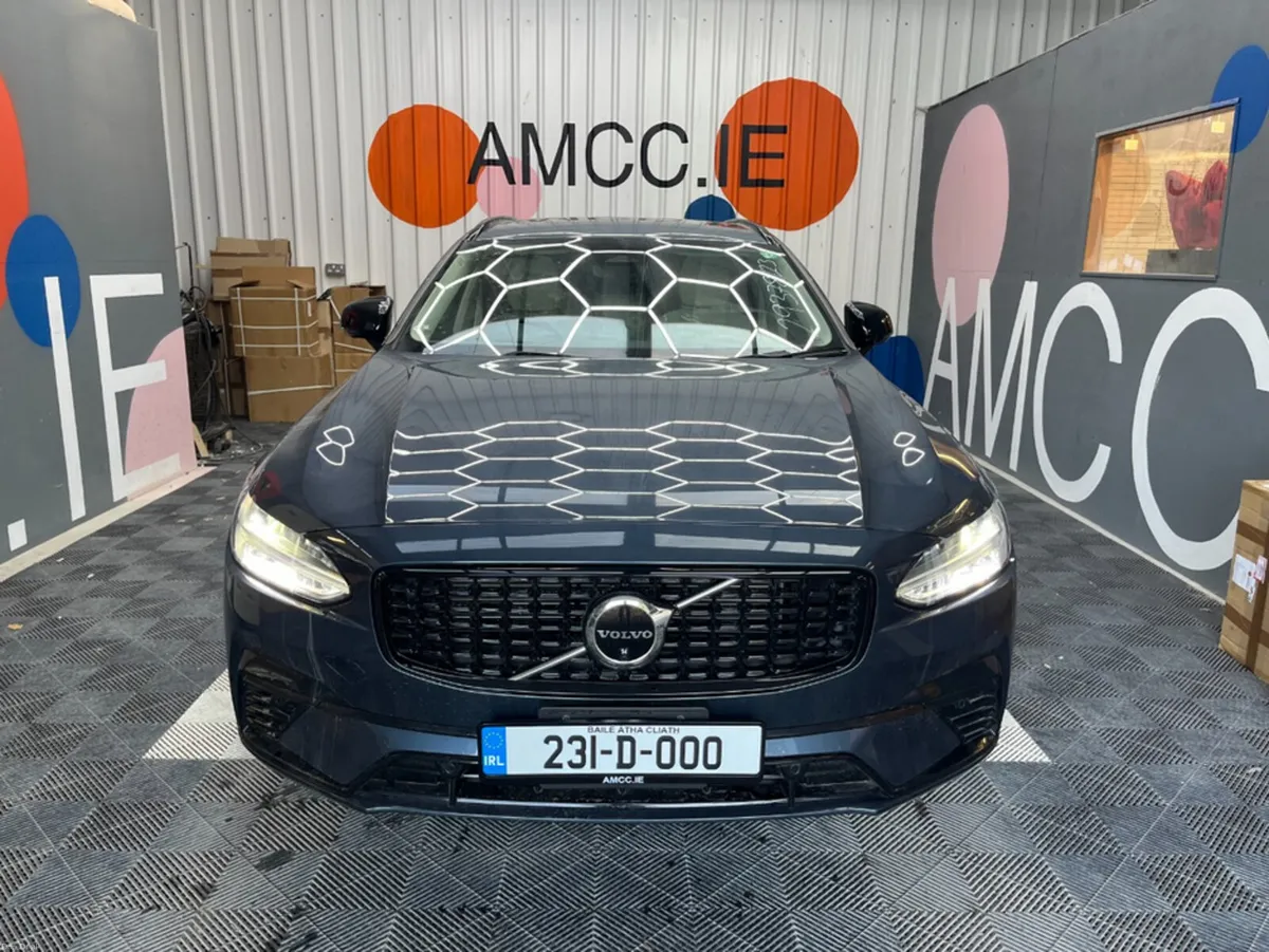 Volvo V90 2023 VOLVO V90 T8 PLUG-IN 2.0 AUTOMATIC - Image 6