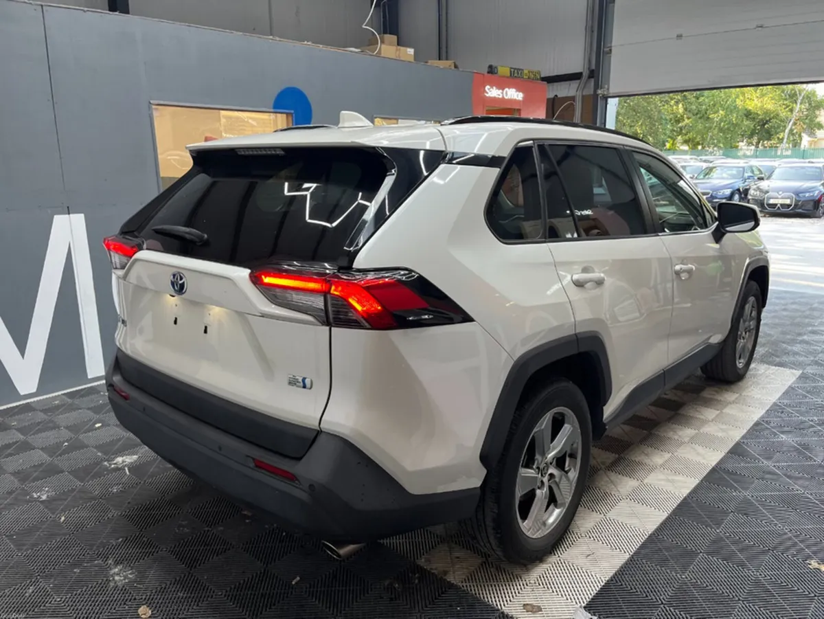 Toyota RAV4 2021 TOYOTA RAV4 HYBRID X 2.5 AUTOMATI - Image 2