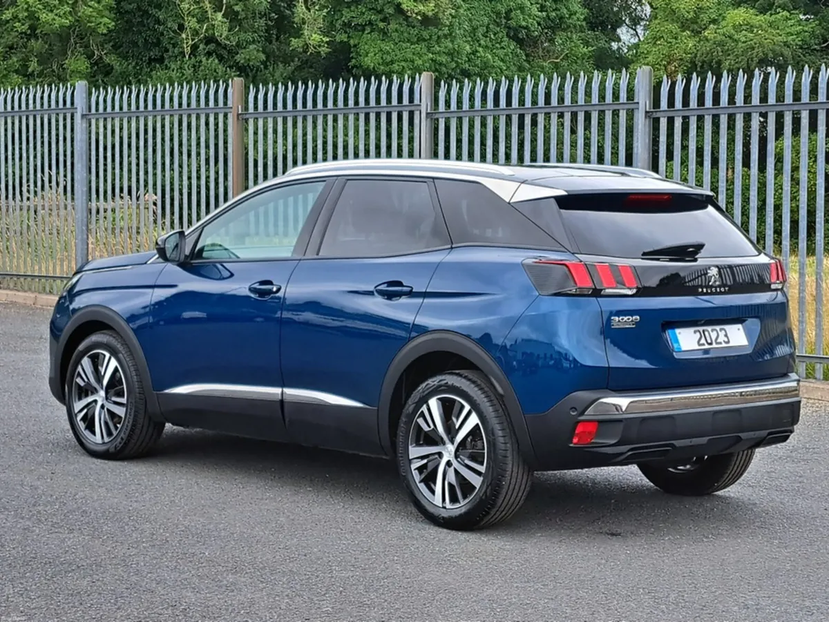 Peugeot 3008 ALLURE PREMIUM PLUS 1.5TD 130BHP 8 SP - Image 6