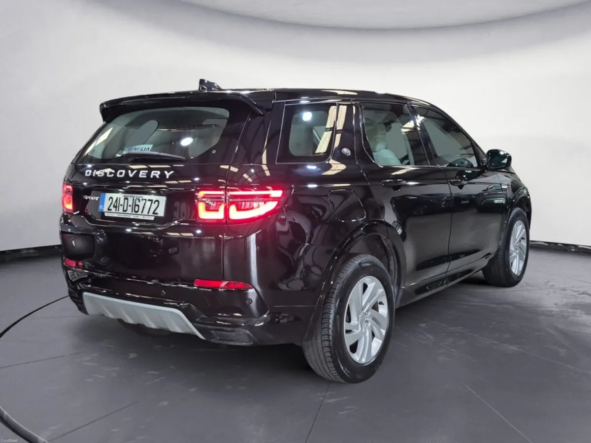 Land Rover Discovery Sport 1.5 PHEV S 5DR - Image 5