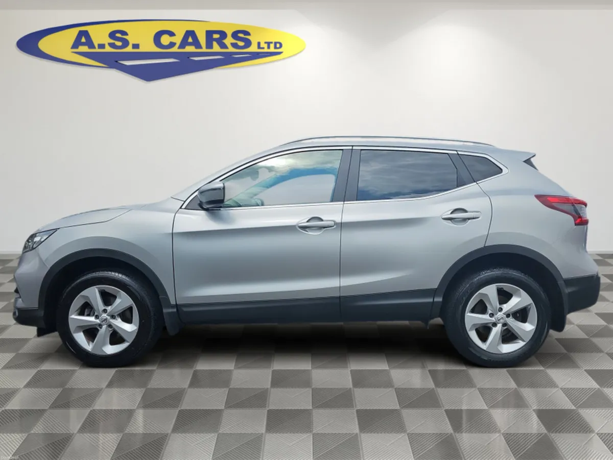 Nissan Qashqai 1.3 SV ** IRISH CAR ** PANORAMIC GL - Image 6