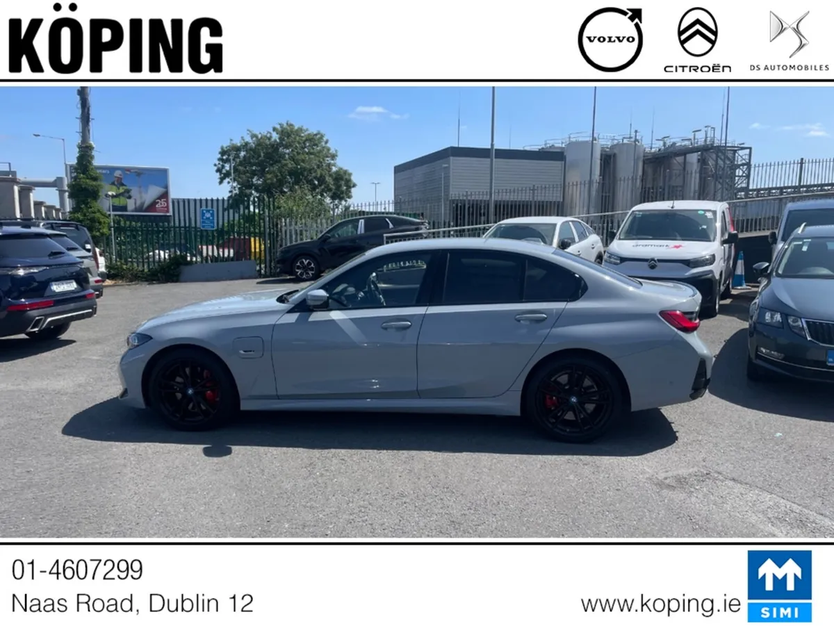 BMW 3-Series 330E M SPORT // PERFORMANCE STYLING K - Image 5