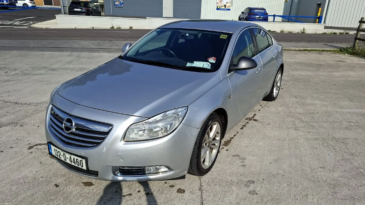 Opel Insignia Tested & Taxed Low KMs - Image 4