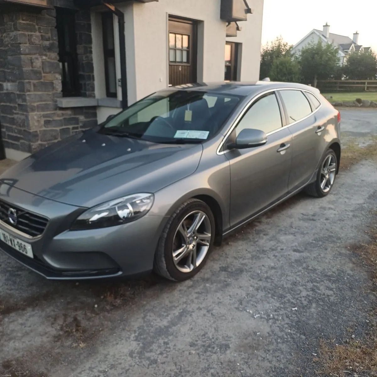 Volvo V40 2016 - Image 3