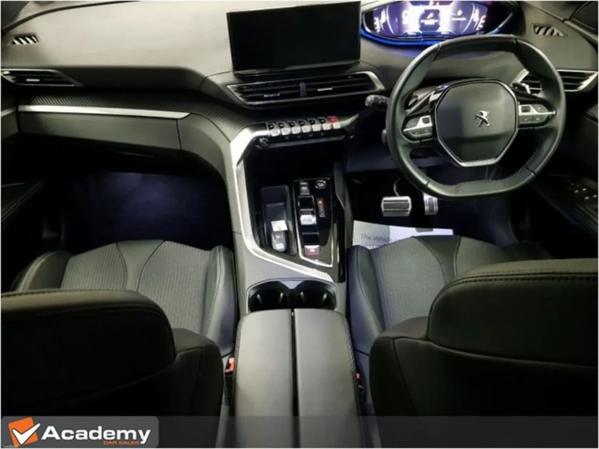 Peugeot 5008 FL Allure 1.5**7 Seater Auto**DUE IN* - Image 2