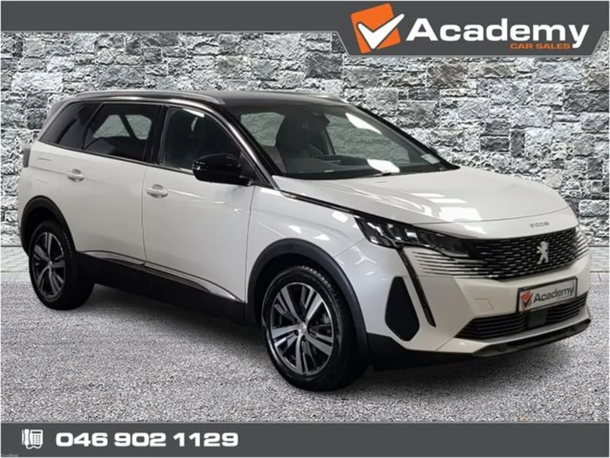 Peugeot 5008 FL Allure 1.5**7 Seater Auto**DUE IN* - Image 1