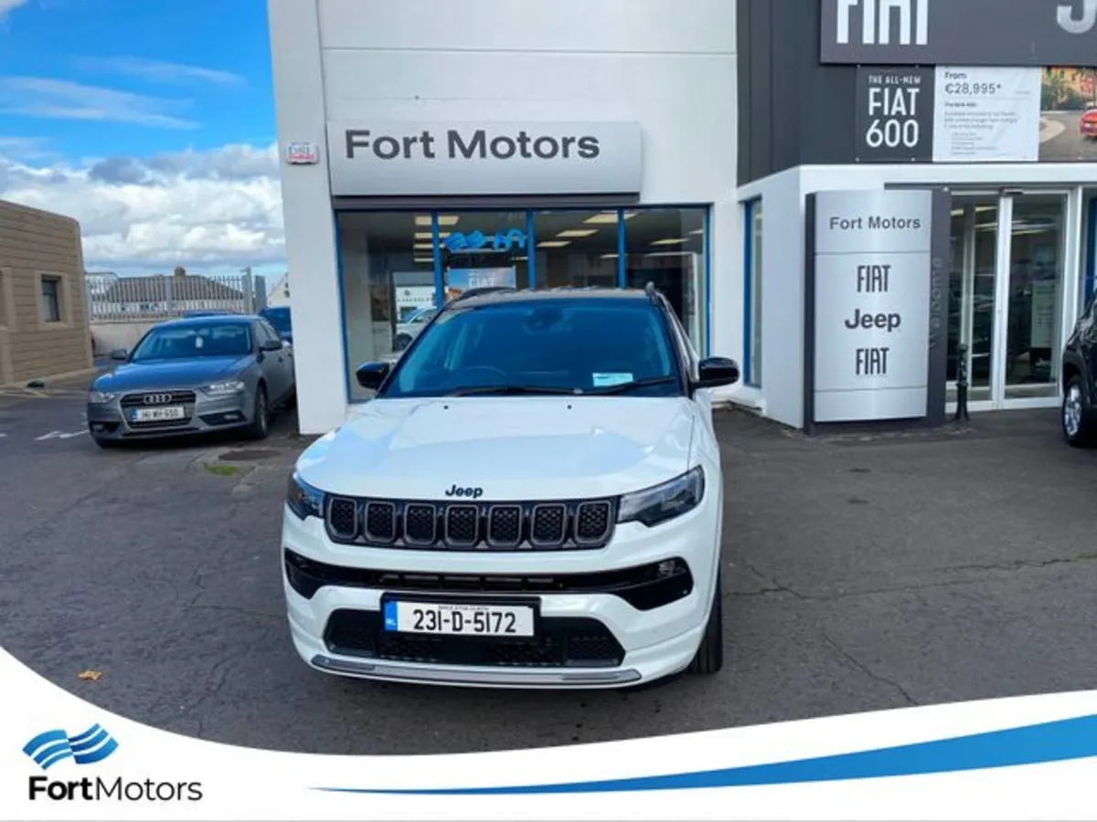 Jeep Compass Sport S-Model PHEV AWD - Image 4