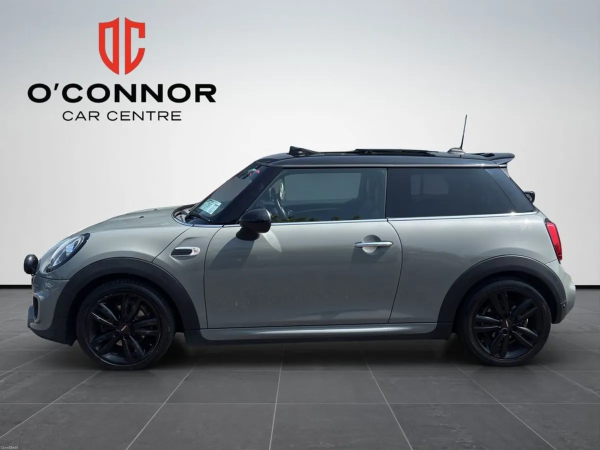 Mini Cooper Small car. massive personality. - Image 3