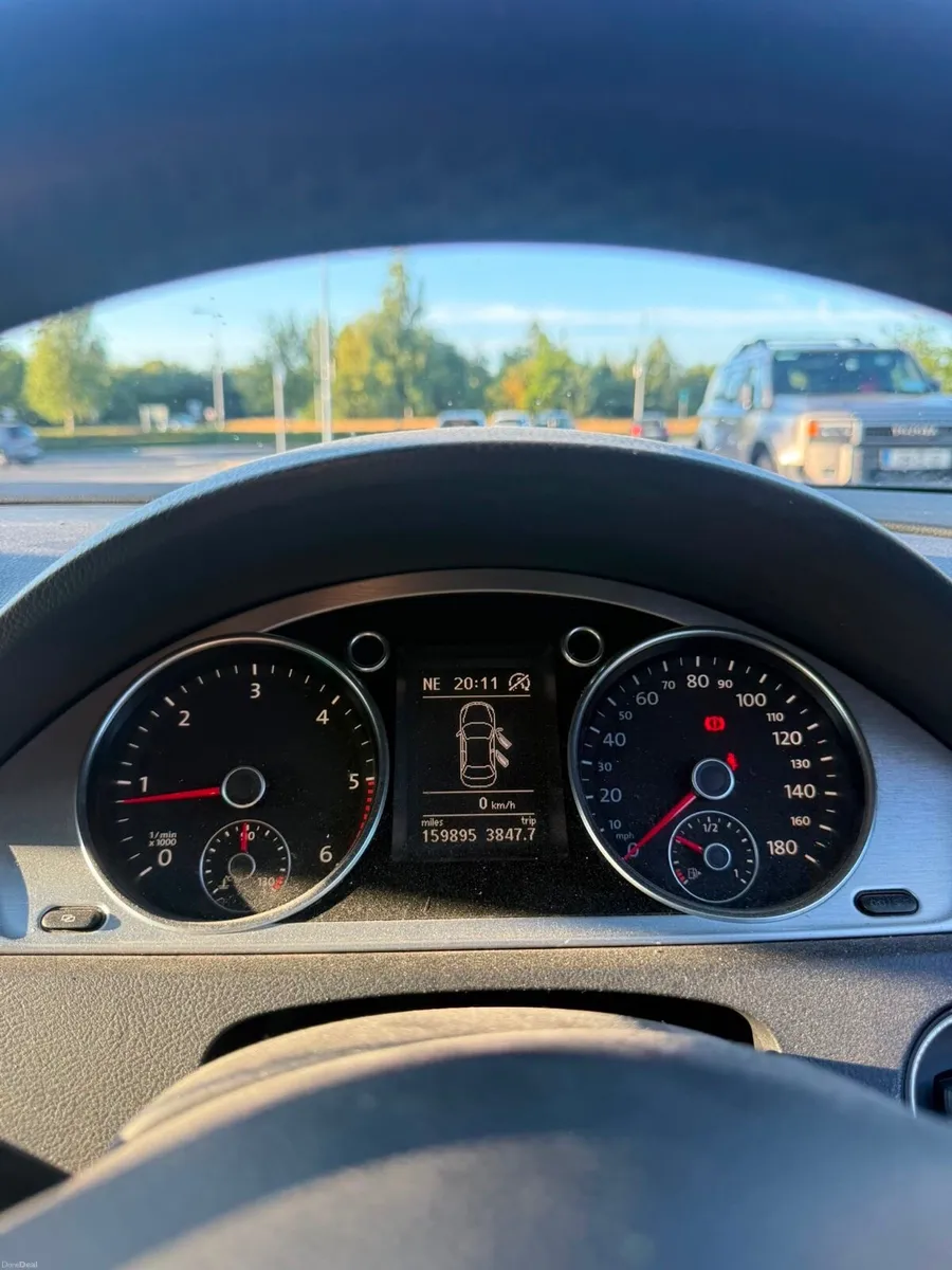 Vw Passat CC 2.0 TDI 2011 - Image 5