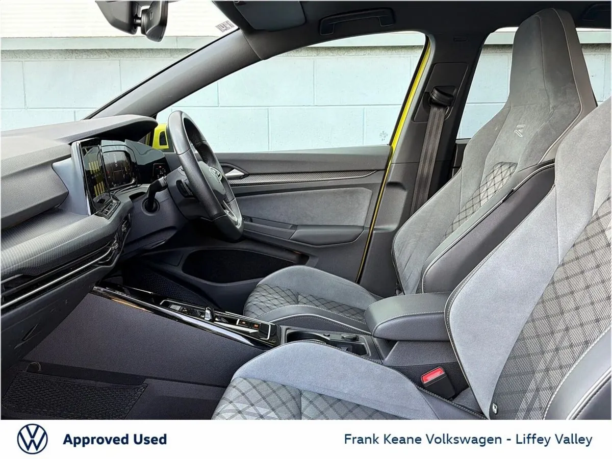 Volkswagen Golf R-LINE AUTO 1.5 eTSI 130HP *BERGAM - Image 4