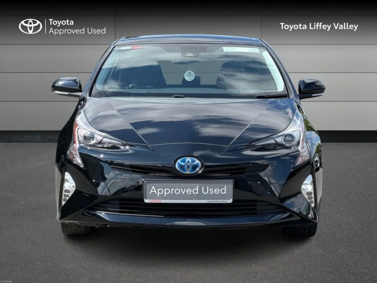 Toyota Prius PRIUS HYBRID LUXURY - Image 5