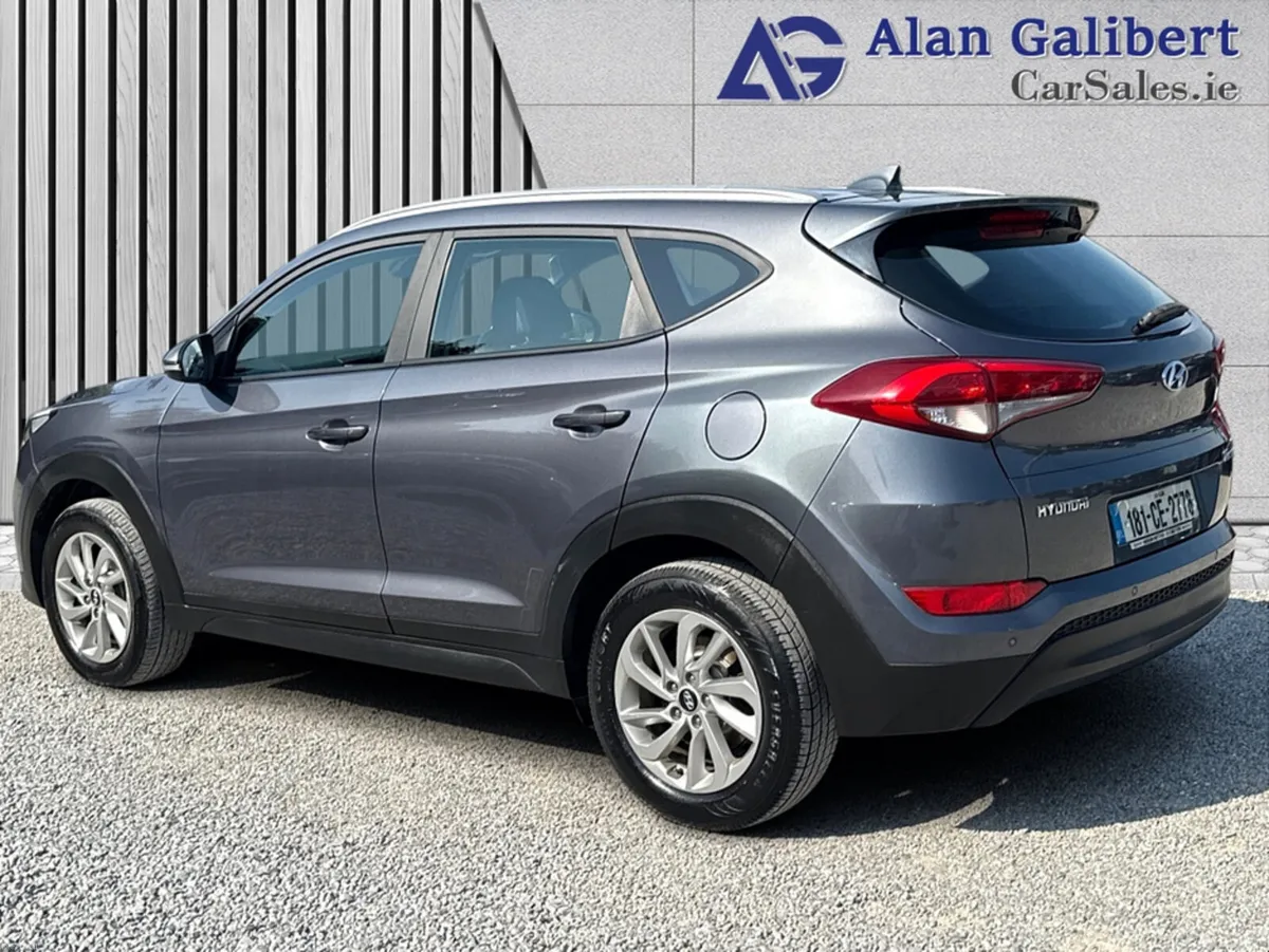 Hyundai Tucson 1.7 SE NAV - Image 2
