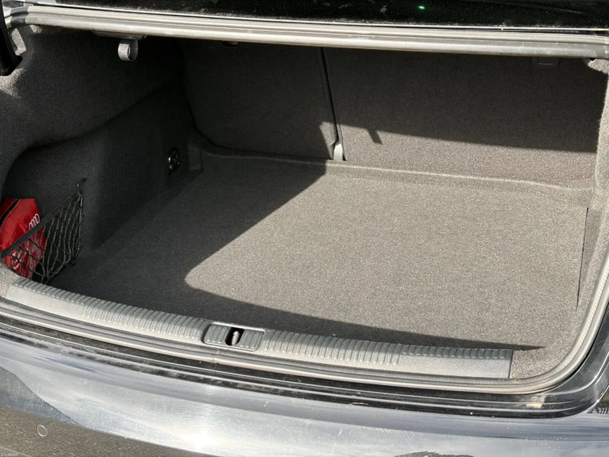 Audi A3 LIMOUSINE SAL 30 TDI 116HP S LINE 4DR - Image 6