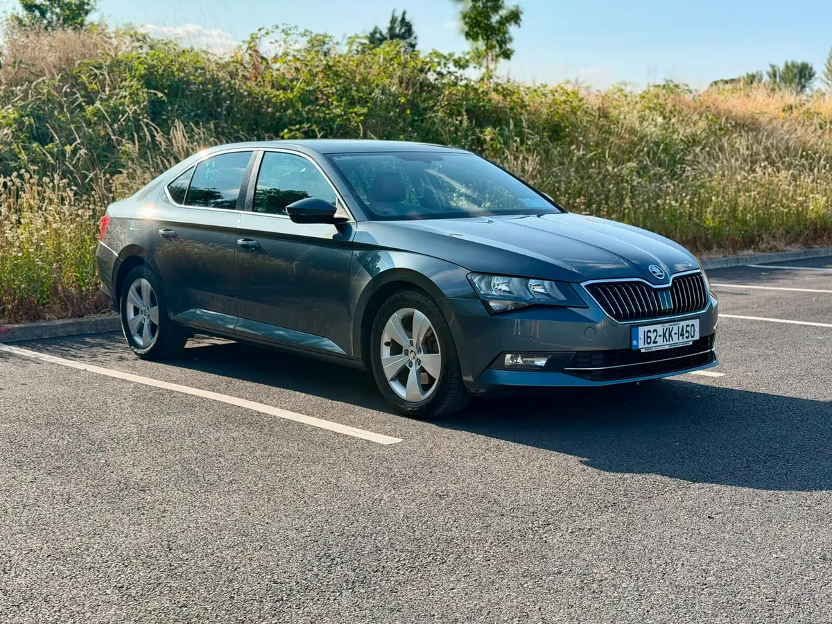 2016 skoda superb 2.0 diesel manual - Image 1