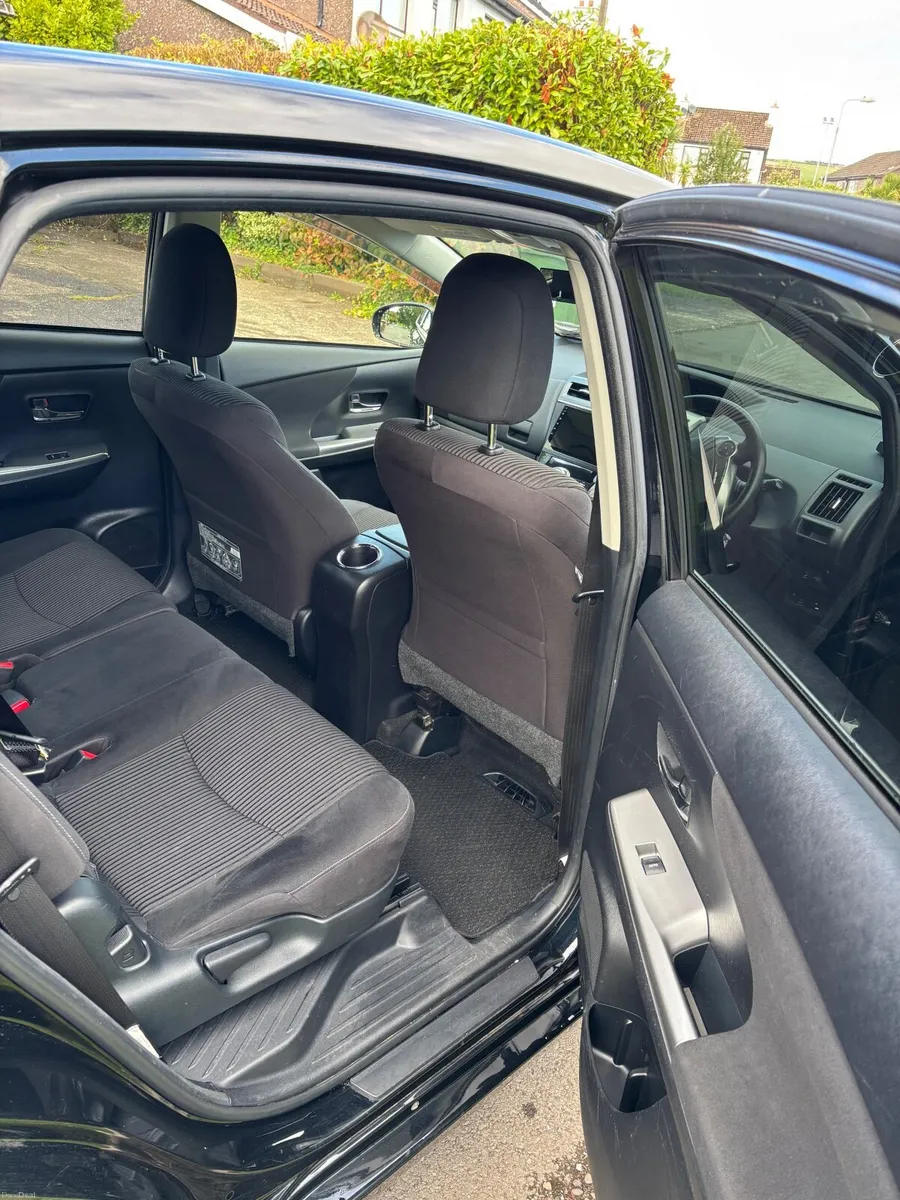Toyota Prius 2015 - Image 3