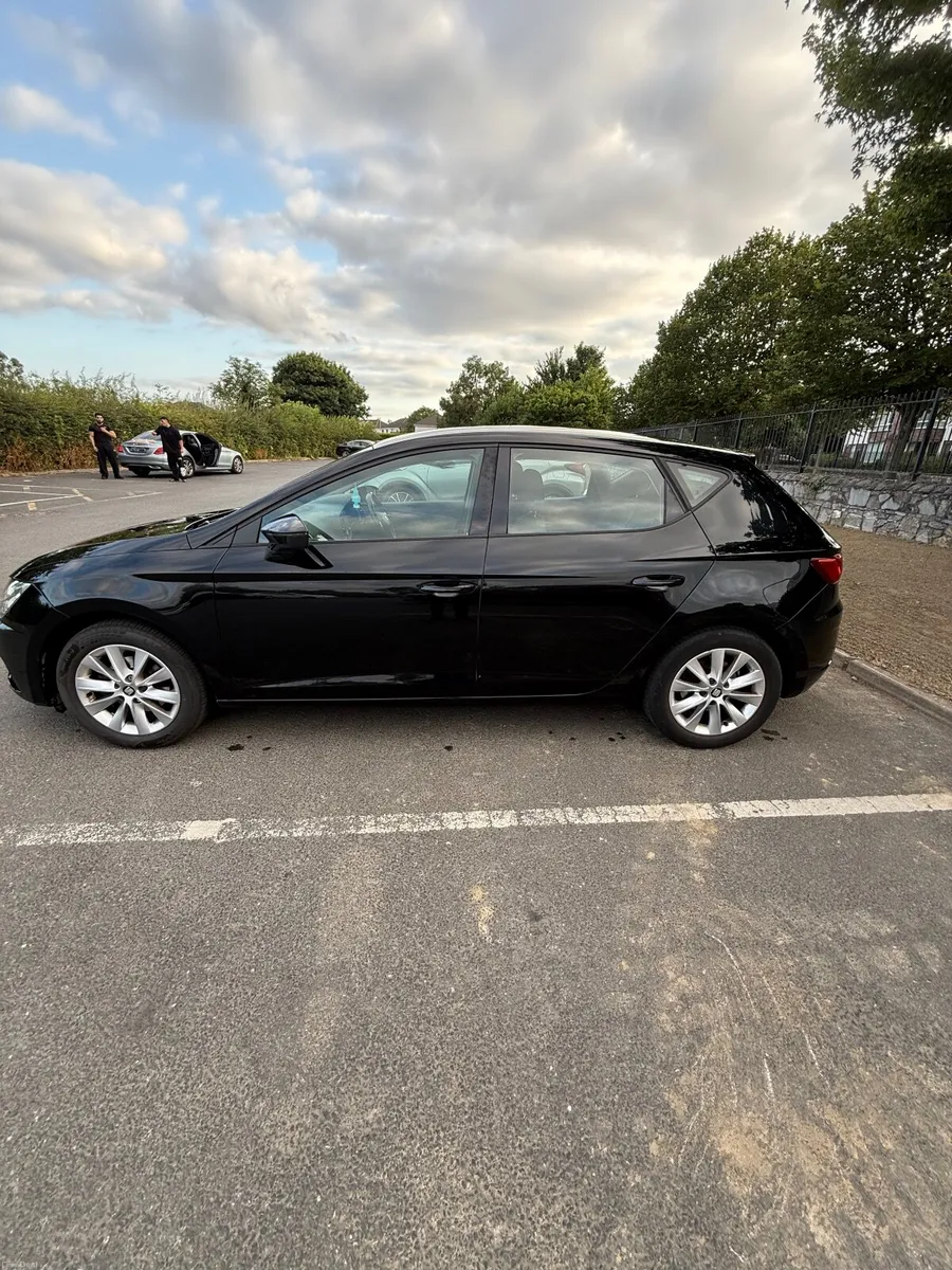Seat Leon 181 1.2L petrol - Image 2
