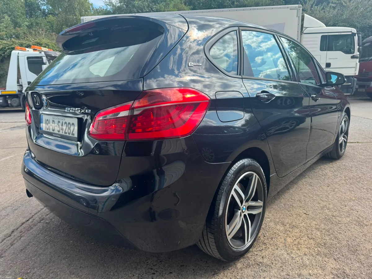 BMW 2-Series 2018 iperformance - Image 4